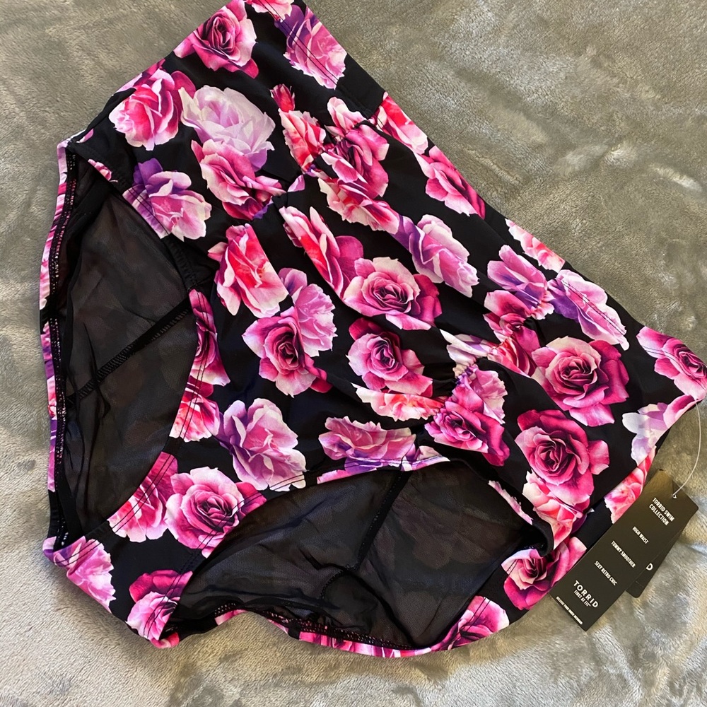 NWT torrid bikini bottom
